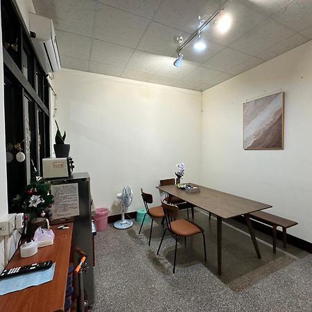Tenho Homestay Lukang Exteriör bild