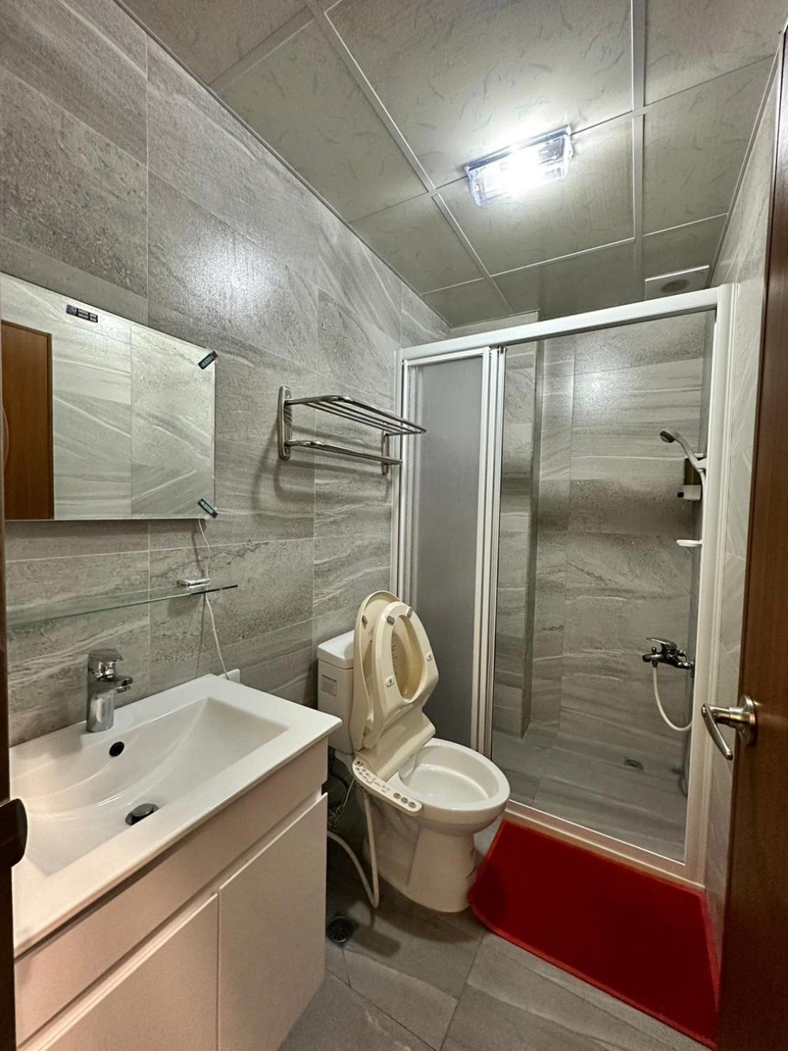 Tenho Homestay Lukang Exteriör bild
